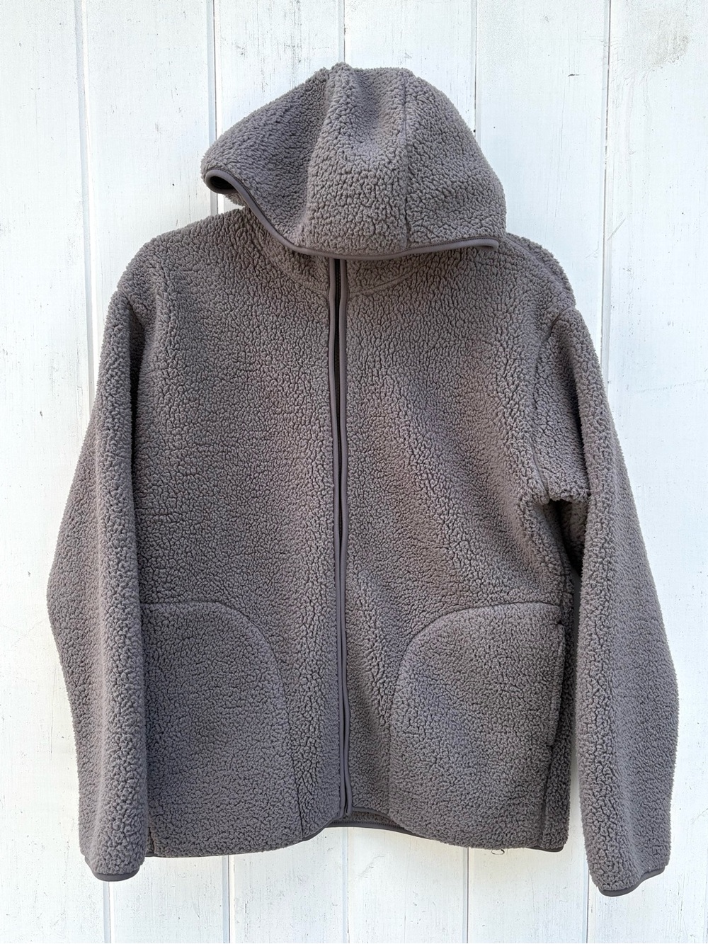 Woman’s Hooded Sherpa Jacket in Gray